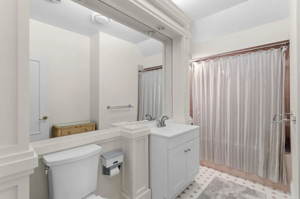 3 Oak Lane Stratham NH 03885