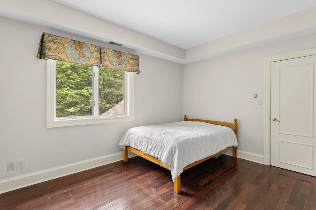 3 Oak Lane Stratham NH 03885
