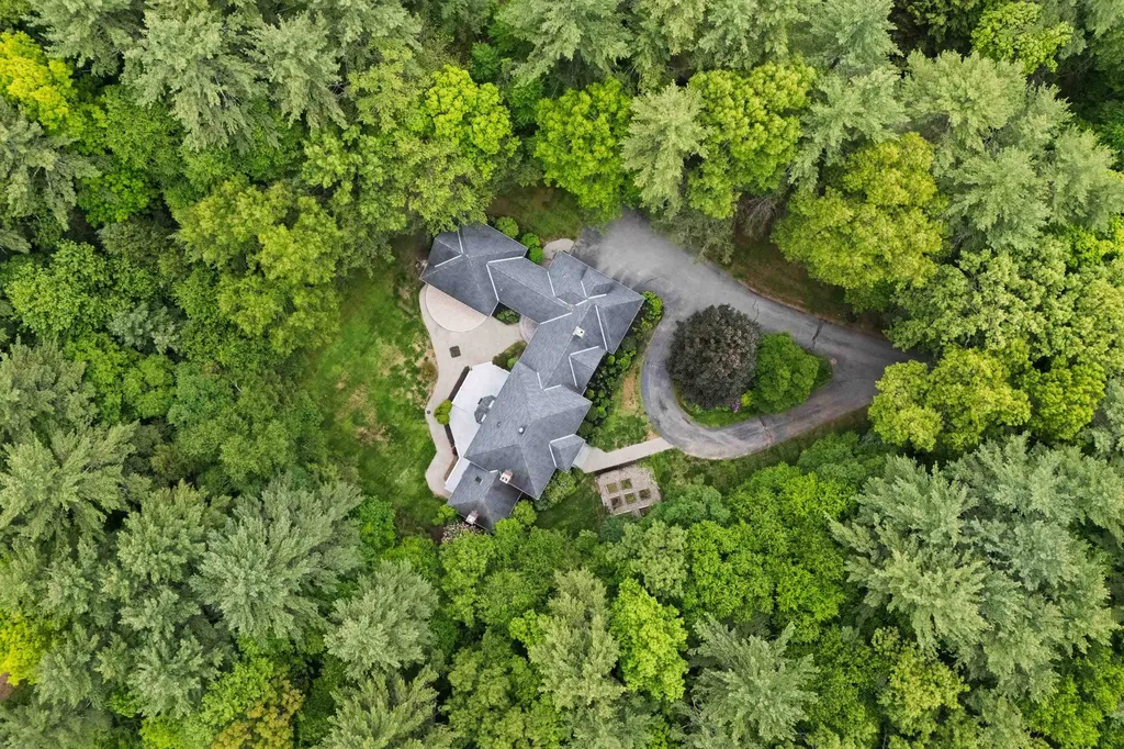 3 Oak Lane Stratham NH 03885
