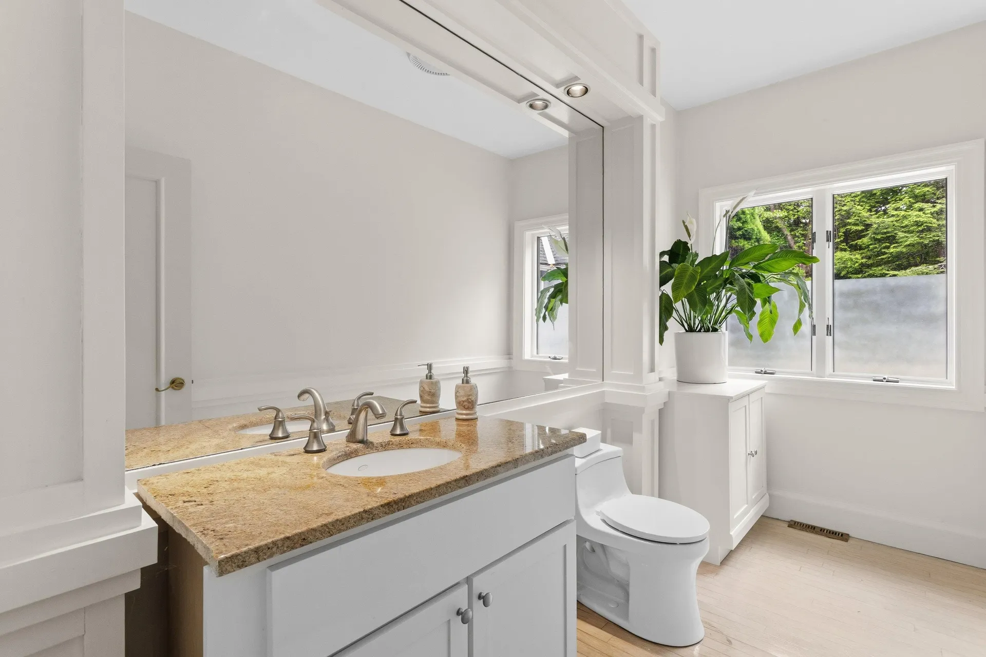 3 Oak Lane Stratham NH 03885