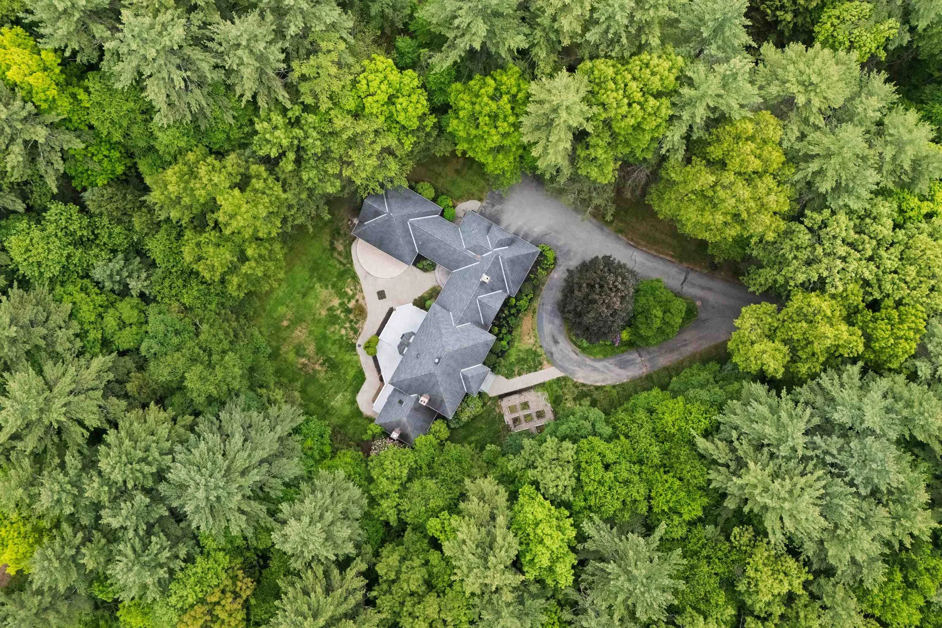 3 Oak Lane Stratham NH 03885