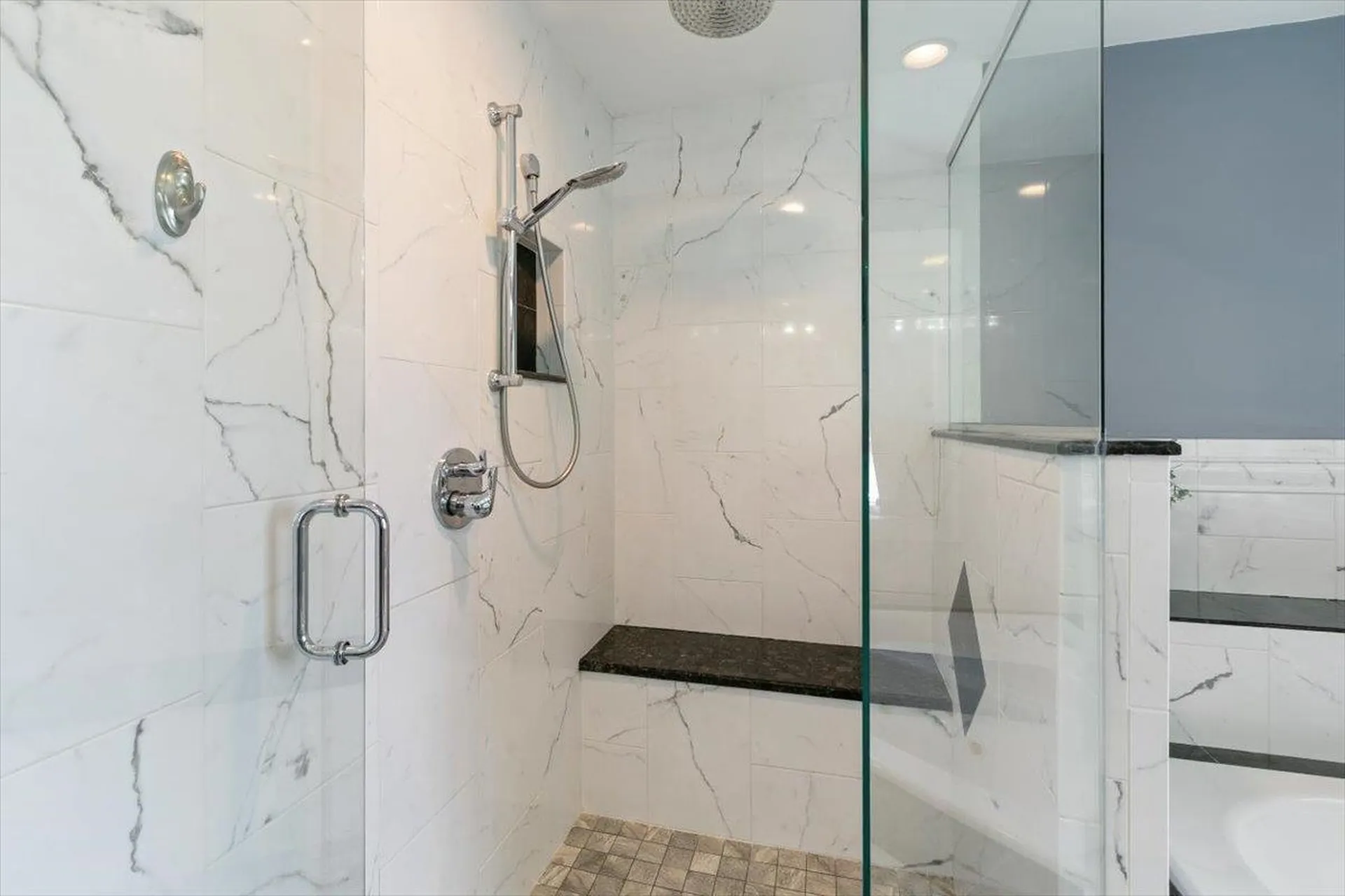 81 Conleys Grove Road Derry NH 03038