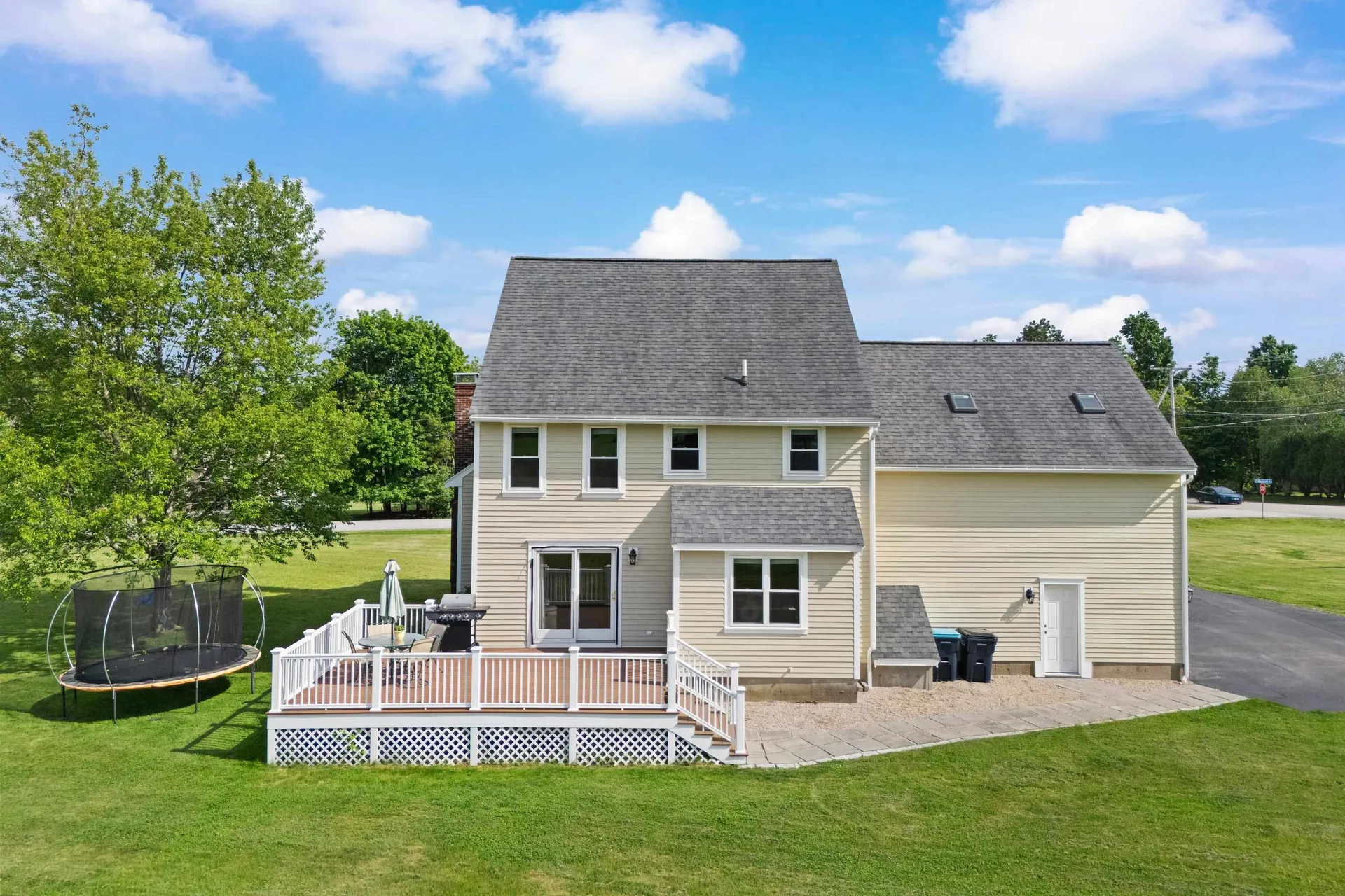 1 Bartlett Road Stratham NH 03885