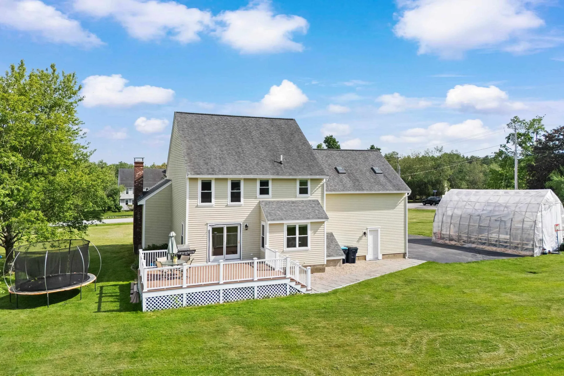 1 Bartlett Road Stratham NH 03885