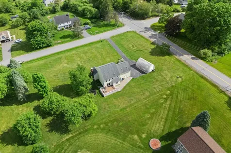 1 Bartlett Road Stratham NH 03885