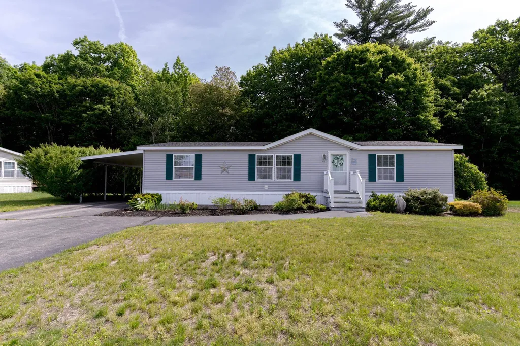 48 Constitution Way Dover NH 03820