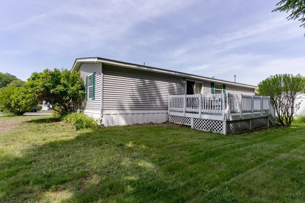 48 Constitution Way Dover NH 03820