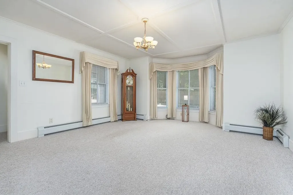 54 Maple Street Rochester NH 03867