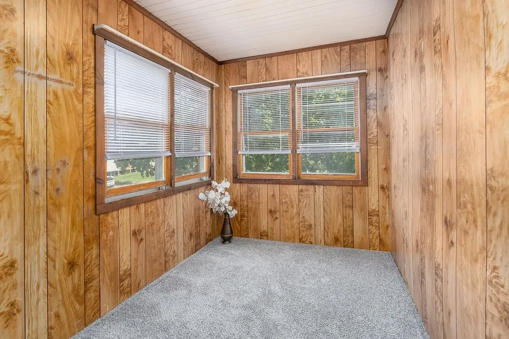 54 Maple Street Rochester NH 03867