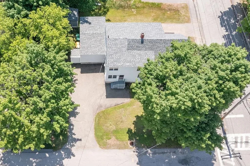 54 Maple Street Rochester NH 03867
