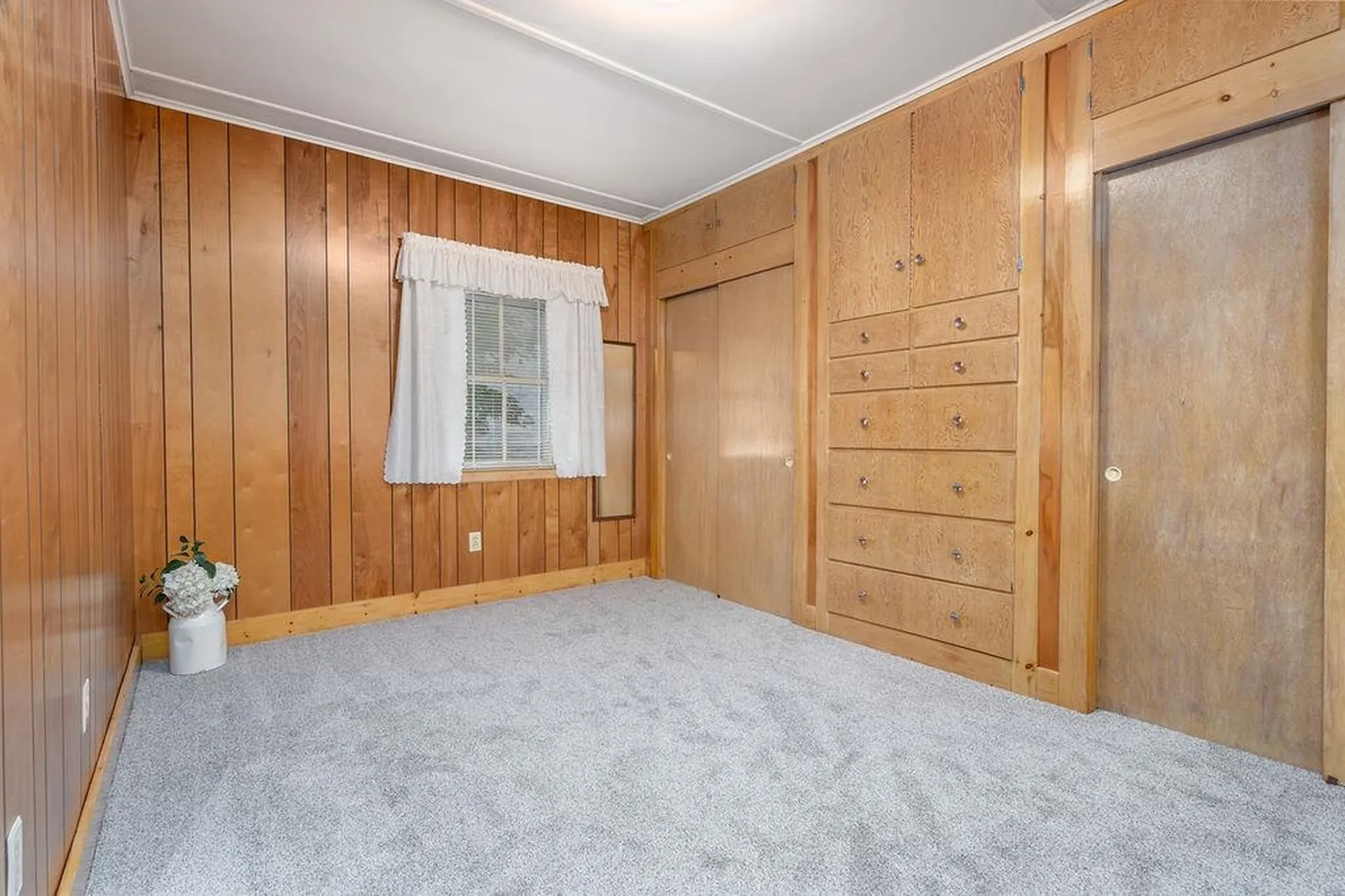 54 Maple Street Rochester NH 03867