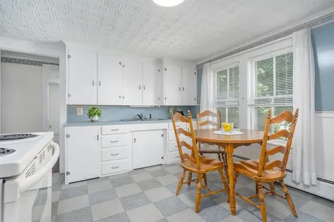 54 Maple Street Rochester NH 03867