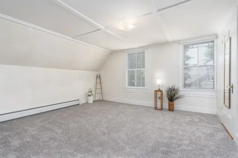 54 Maple Street Rochester NH 03867