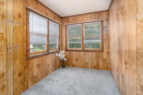 54 Maple Street Rochester NH 03867