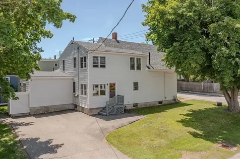 54 Maple Street Rochester NH 03867