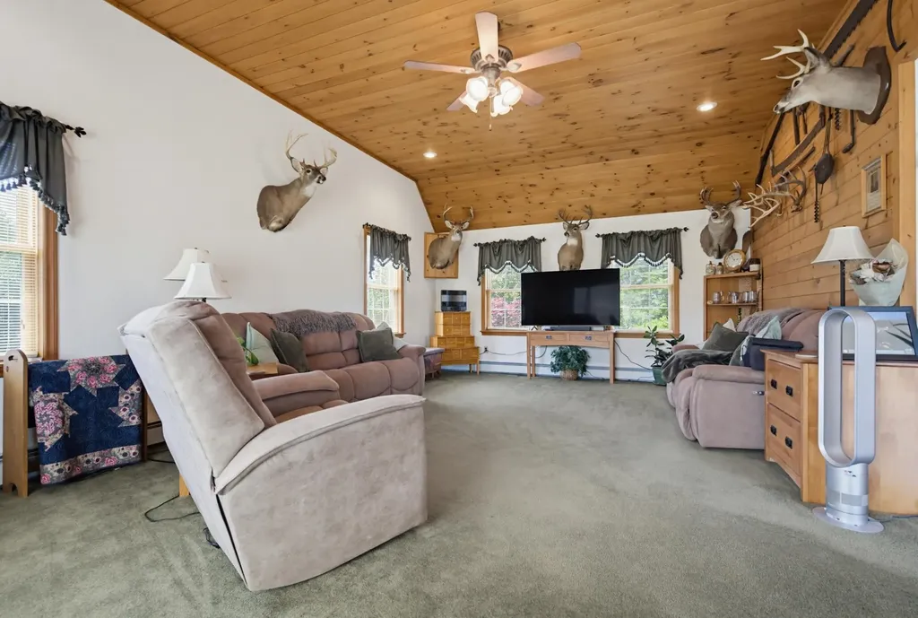 50 Range Road Pittsfield NH 03263