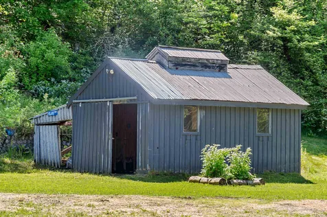164 East Hill Road Brookfield VT 05036