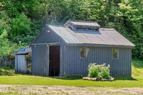 164 East Hill Road Brookfield VT 05036