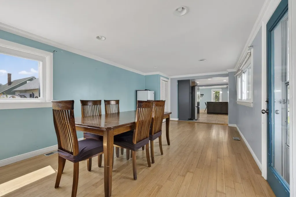 24 Blanchard Street Nashua NH 03060