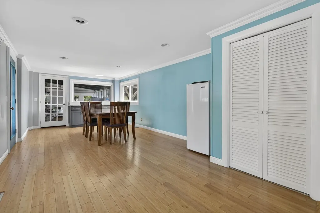24 Blanchard Street Nashua NH 03060