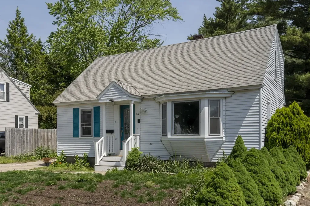 24 Blanchard Street Nashua NH 03060