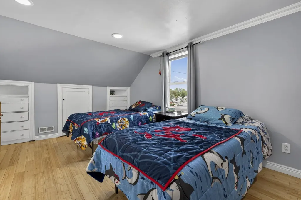 24 Blanchard Street Nashua NH 03060