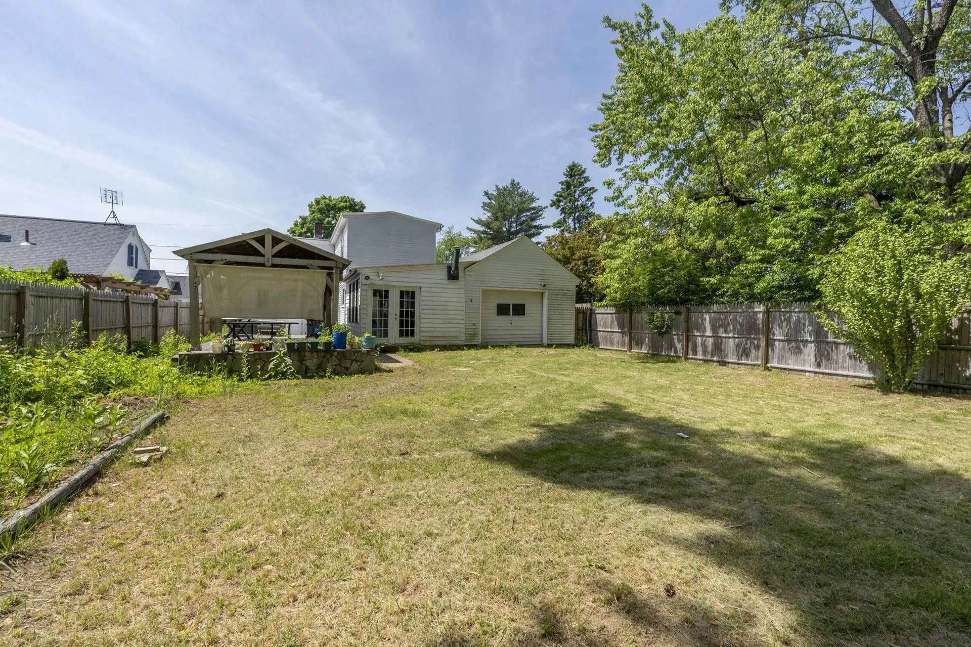 24 Blanchard Street Nashua NH 03060