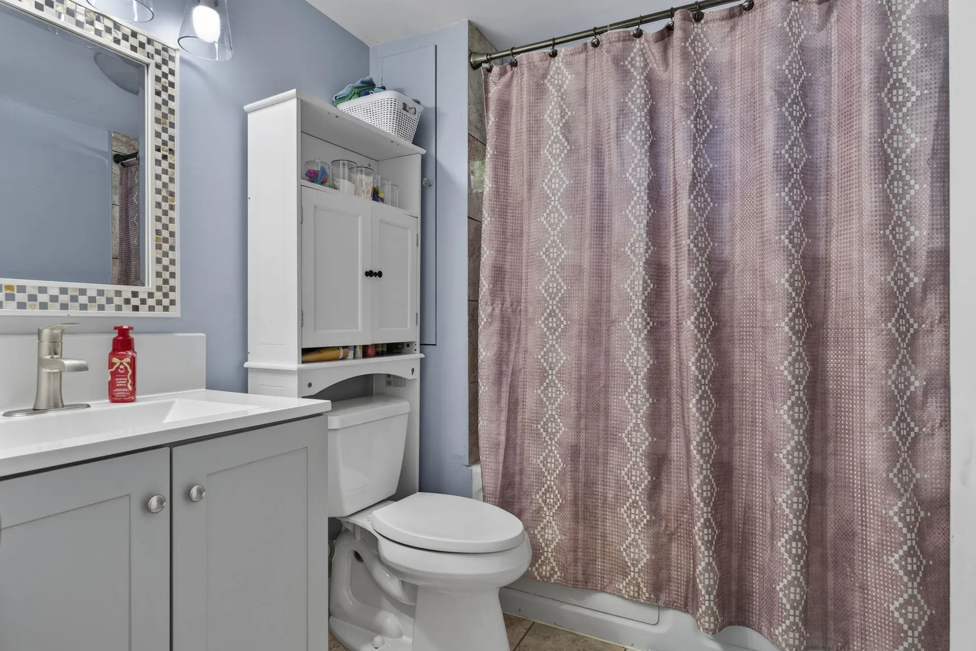 24 Blanchard Street Nashua NH 03060