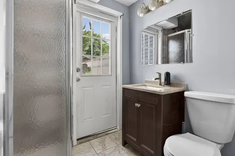 24 Blanchard Street Nashua NH 03060