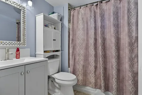 24 Blanchard Street Nashua NH 03060