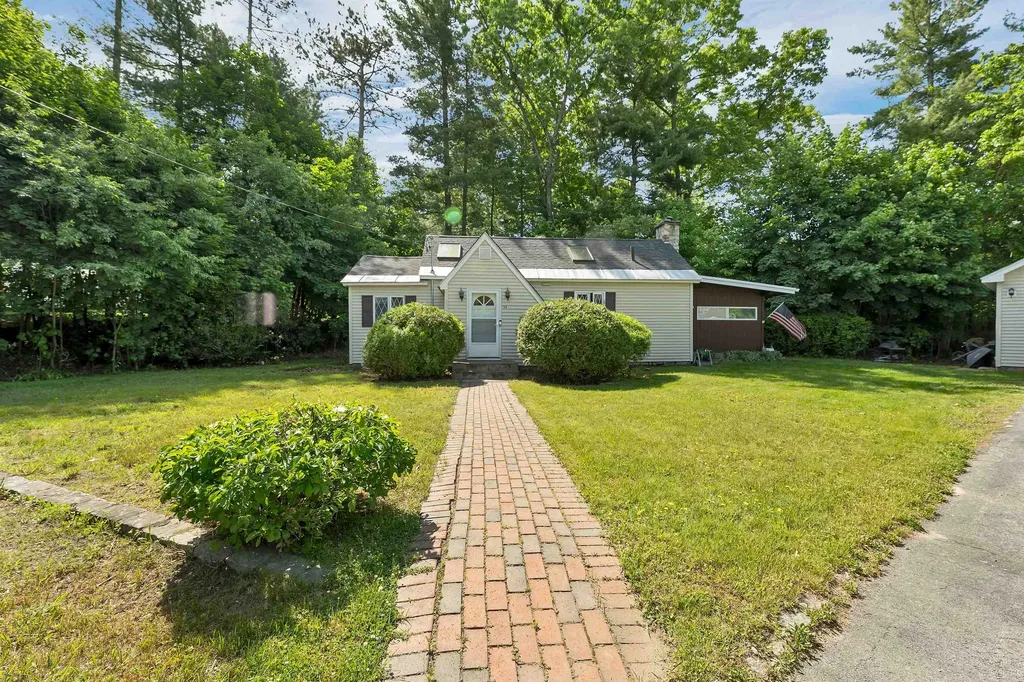 148 Allen Street Manchester NH 03102