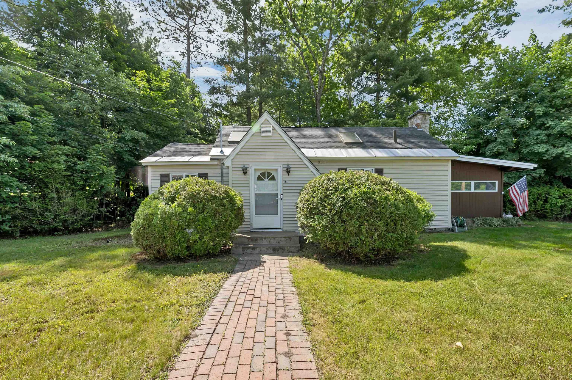 148 Allen Street Manchester NH 03102