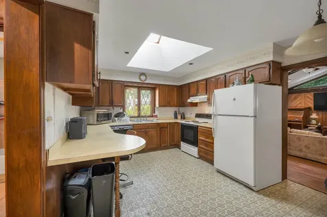 148 Allen Street Manchester NH 03102