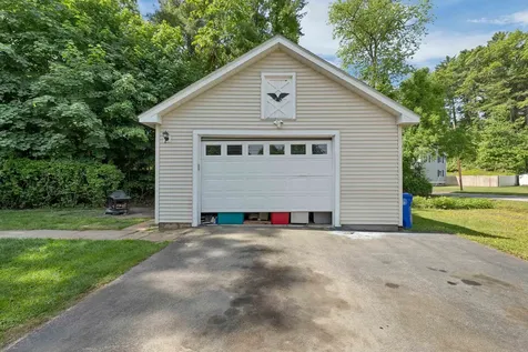 148 Allen Street Manchester NH 03102
