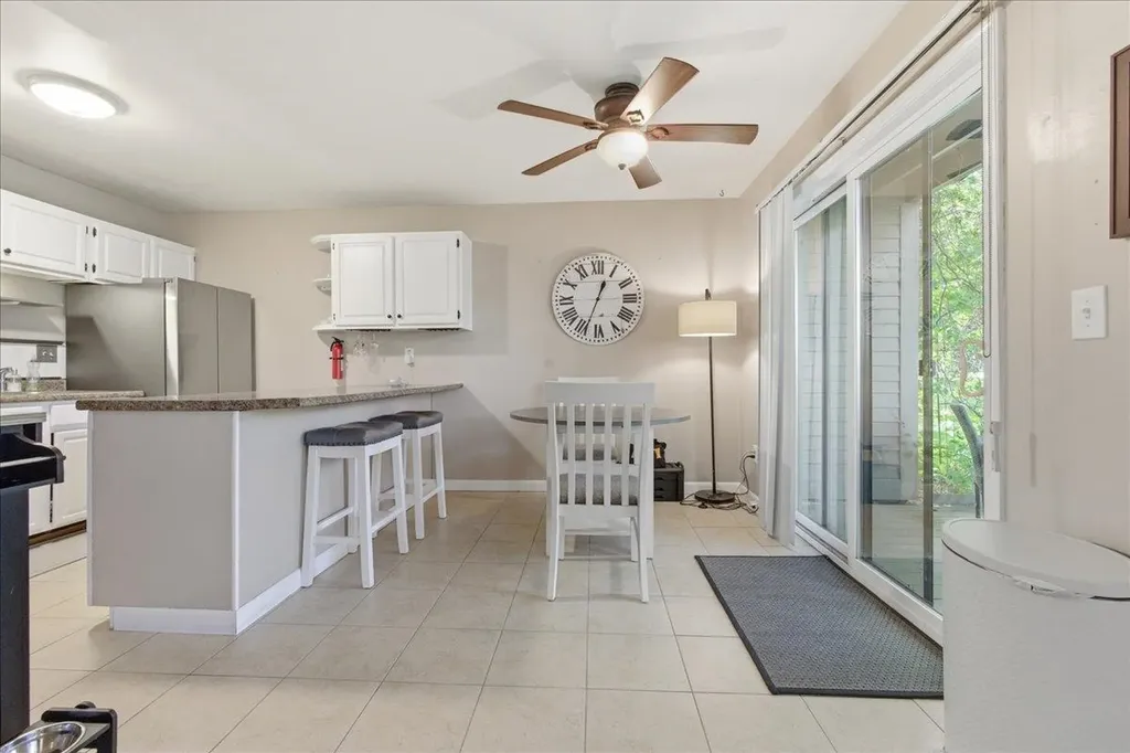 37 Twin Oaks Terrace South Burlington VT 05403