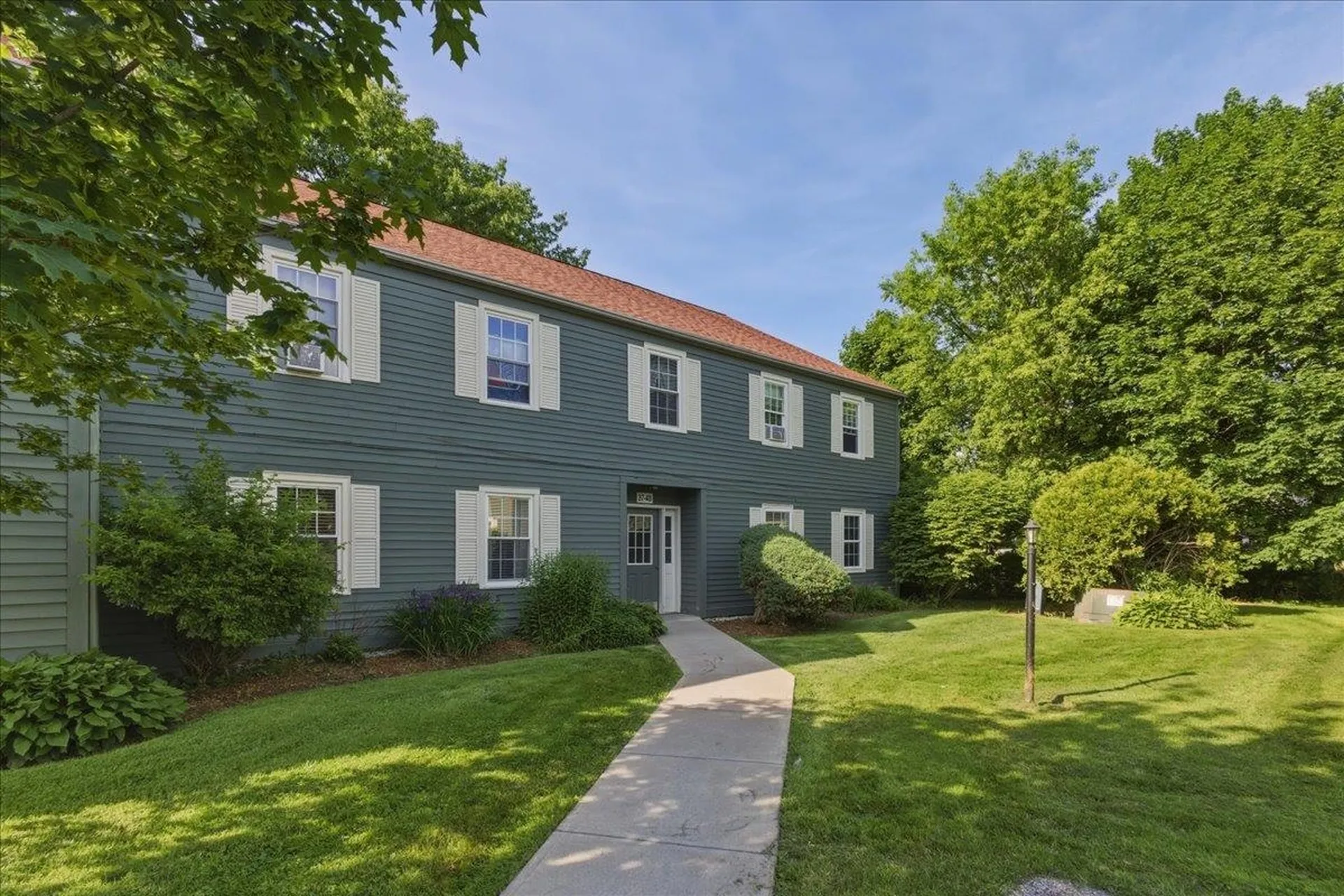 37 Twin Oaks Terrace South Burlington VT 05403