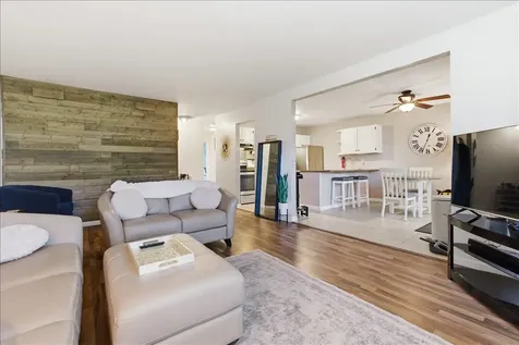 37 Twin Oaks Terrace South Burlington VT 05403