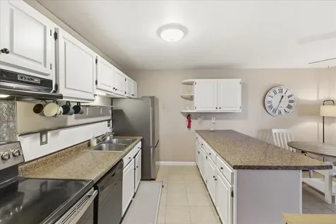 37 Twin Oaks Terrace South Burlington VT 05403