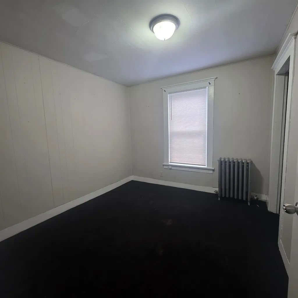 36 Prospect Street Claremont NH 03743
