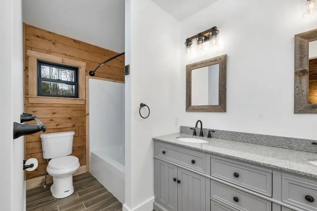 13 Stonehenge Circle Northfield NH 03276