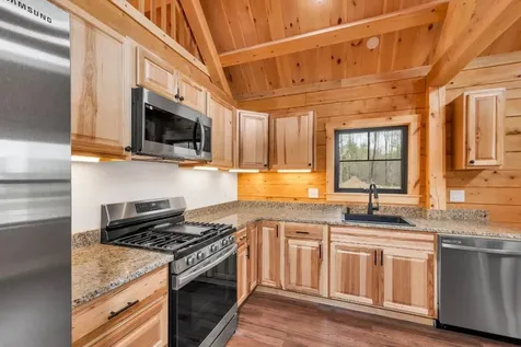 13 Stonehenge Circle Northfield NH 03276