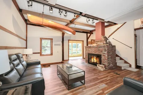 30 Riverside Drive Ashland NH 03217