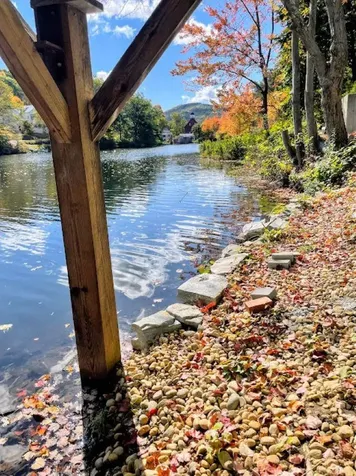30 Riverside Drive Ashland NH 03217