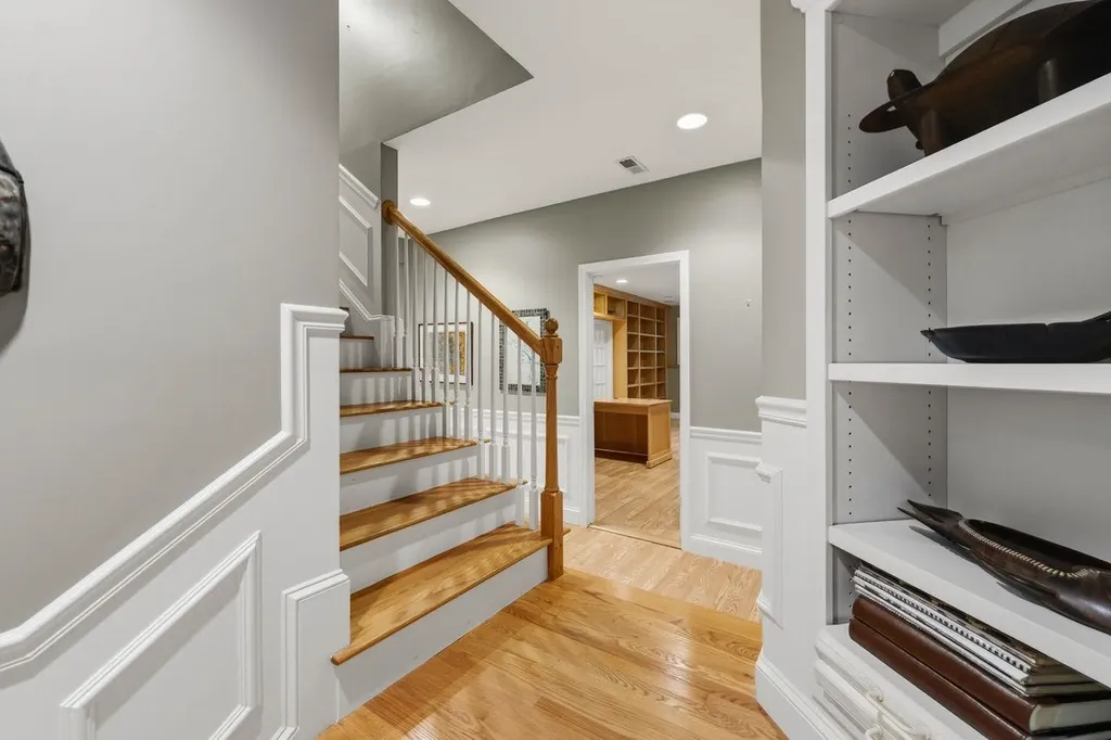 10 Cristy Road Windham NH 03087