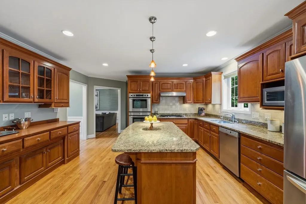 10 Cristy Road Windham NH 03087