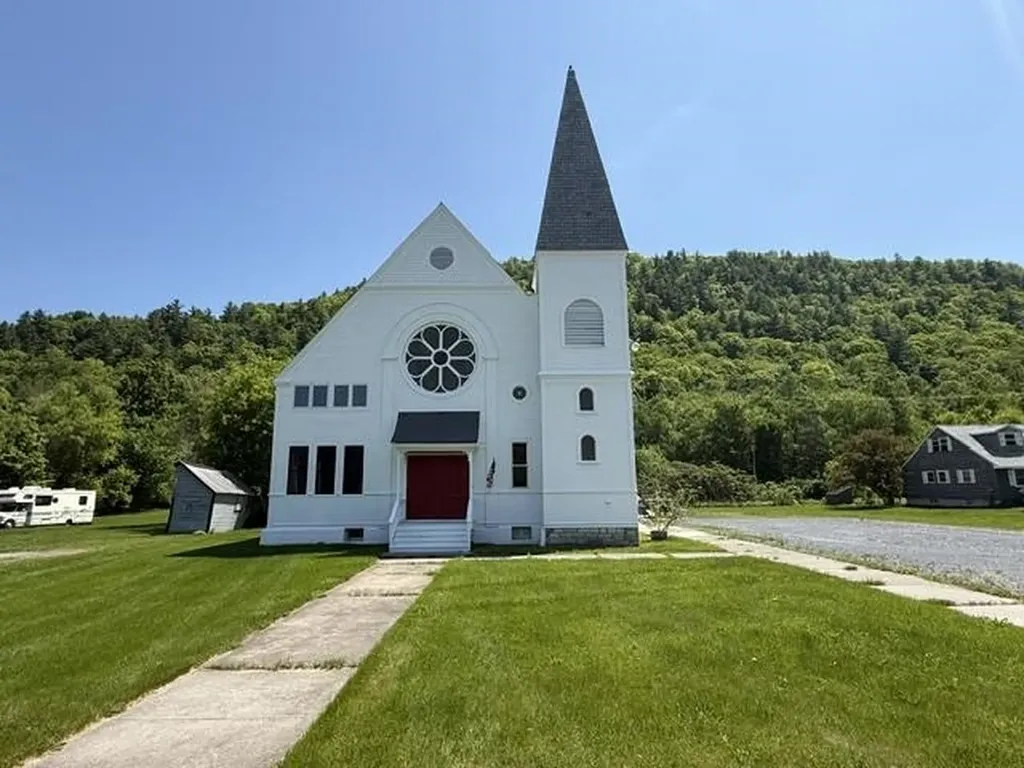 3310 Route 346 Route Pownal VT 05261