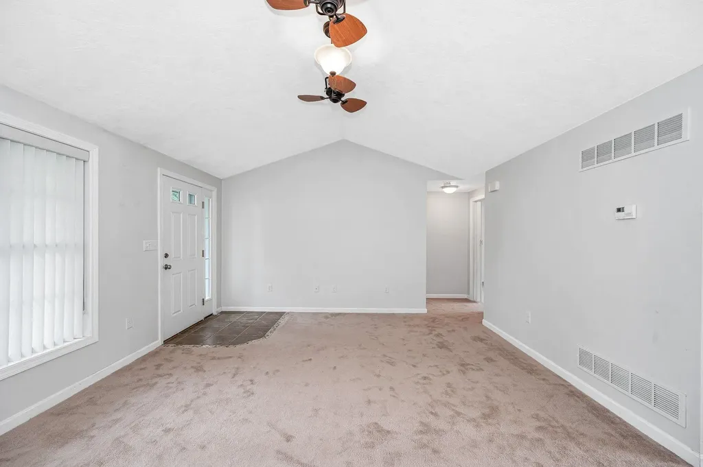 39 Westchester Court Hudson NH 03051