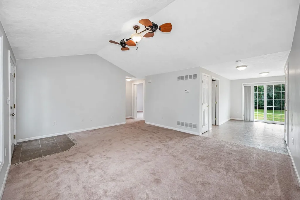 39 Westchester Court Hudson NH 03051