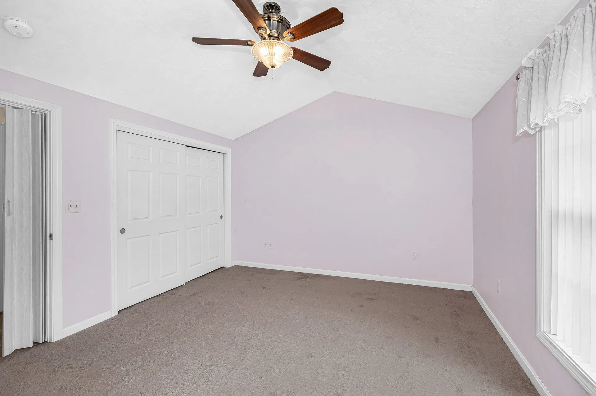 39 Westchester Court Hudson NH 03051