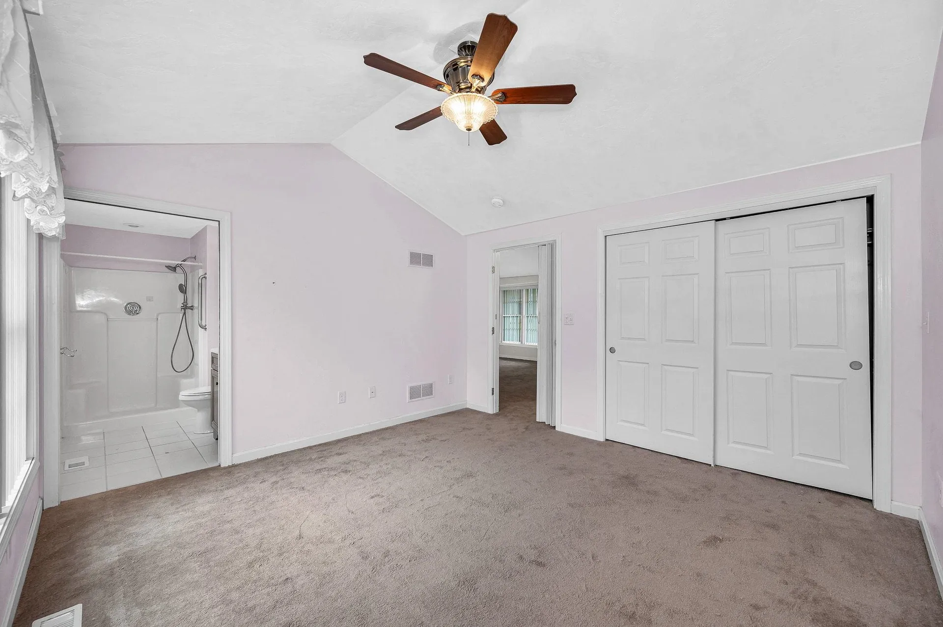 39 Westchester Court Hudson NH 03051
